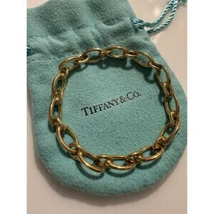 Tiffany & Co 18k Gold Clasping Chain Bracelet 13 Links Fits Up To 6.5” Wrist 750